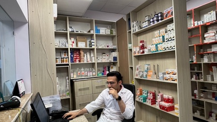 داروخانه مرکزی بیمارستان امام خمینی (ره) فیروزکوه با استانداردهای نوین و سبد دارویی کامل
